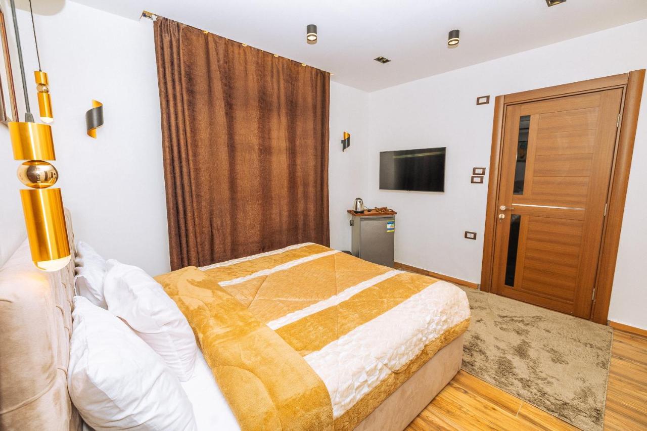 White Pyramids Inn Nazlat as Sammān Exteriér fotografie