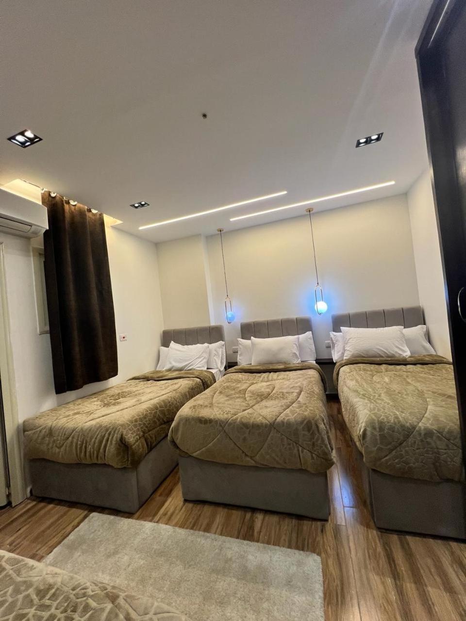 White Pyramids Inn Nazlat as Sammān Exteriér fotografie